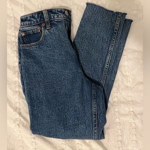 Abercrombie & Fitch The Skinny High Rise Jean
